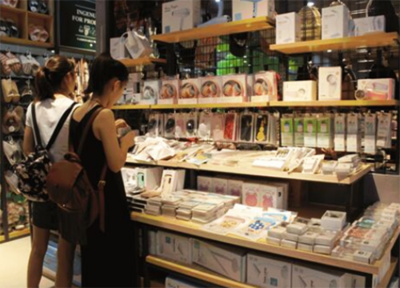 芊薈優(yōu)選快時尚百貨加盟 如何精準(zhǔn)定位消費者與優(yōu)化日用百貨銷售策略